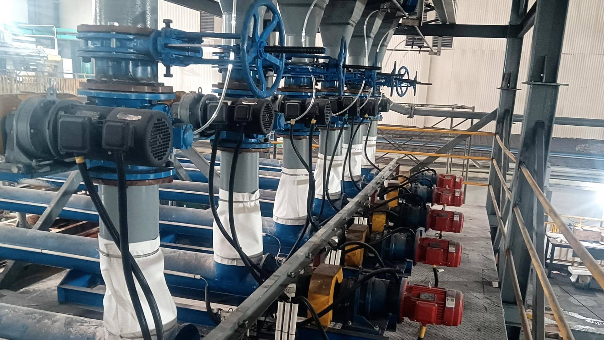 栓流物料輸送優(yōu)點(diǎn)和缺點(diǎn)(圖2)